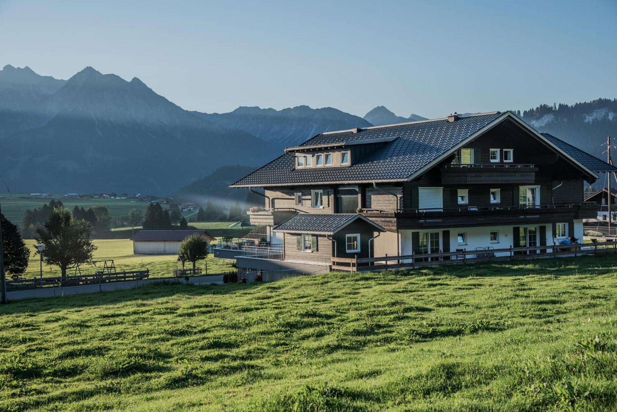 Alpenhaus Steiner - Top-Ferienwohnungen - Sommer-Bergbahn Inklusive Bolsterlang Bagian luar foto