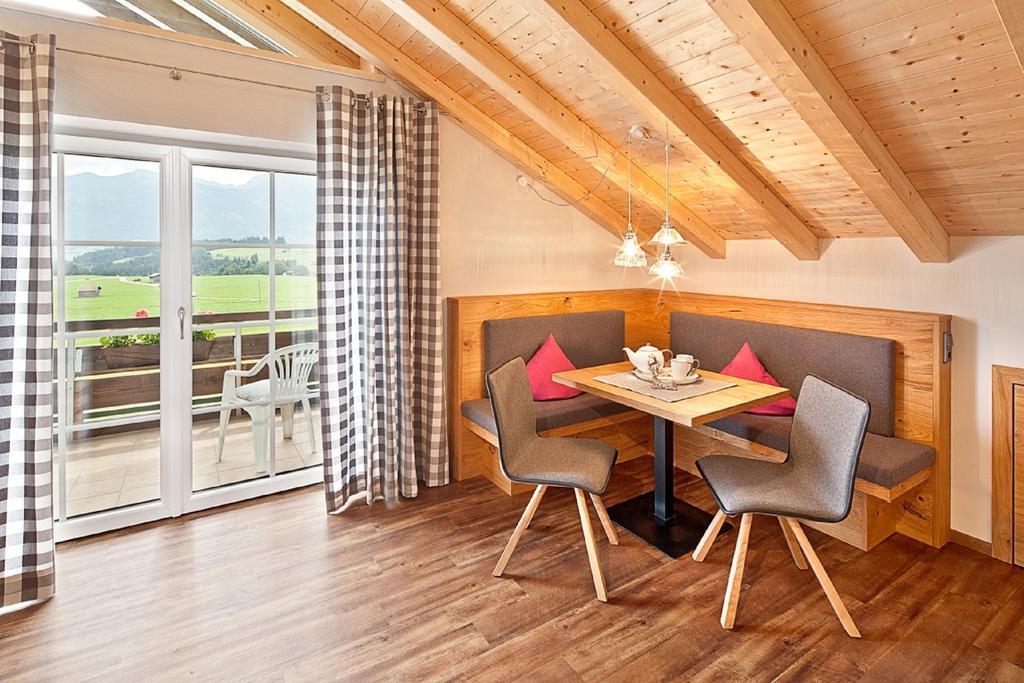 Alpenhaus Steiner - Top-Ferienwohnungen - Sommer-Bergbahn Inklusive Bolsterlang Ruang foto